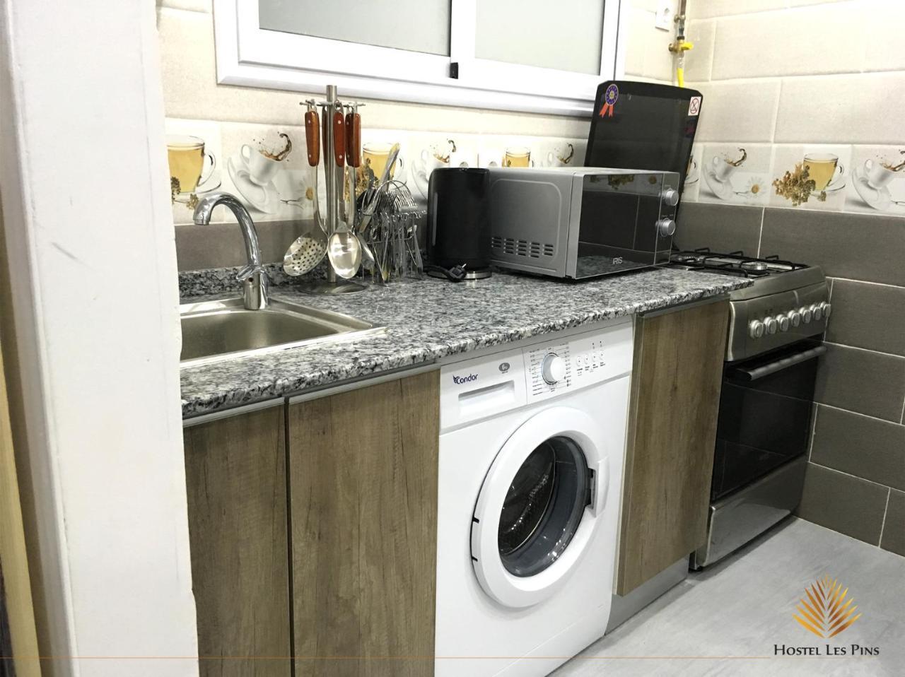 Hostel Les Pins Alger Екстер'єр фото