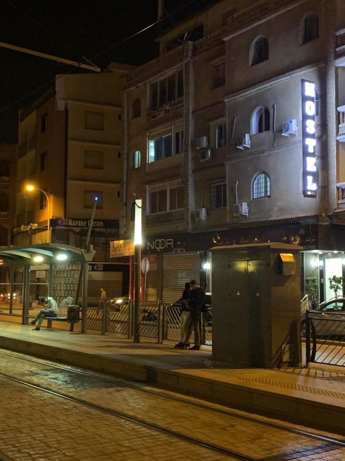 Hostel Les Pins Alger Екстер'єр фото