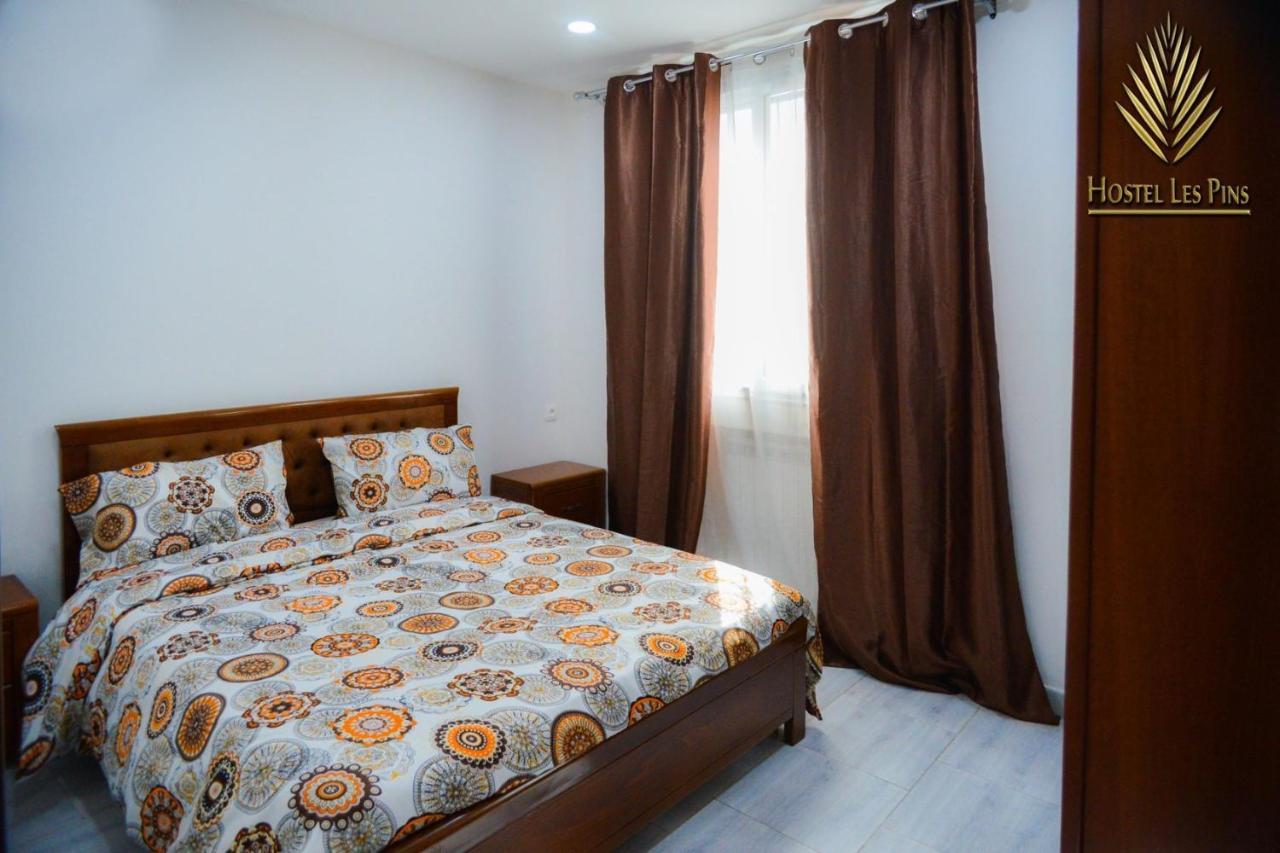 Hostel Les Pins Alger Екстер'єр фото